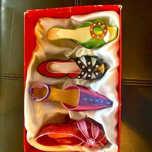 Set of four shoe ornaments. Holiday decor. Vintage Shoes. Theme Tree perfect.